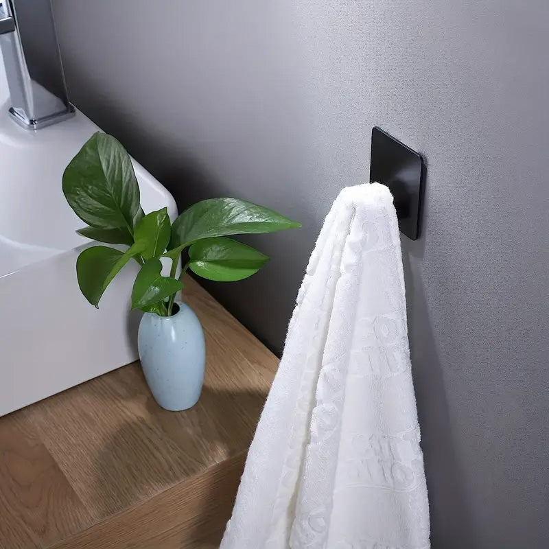 Porte serviette sans percer : un must-have pour les salles de bain modernes