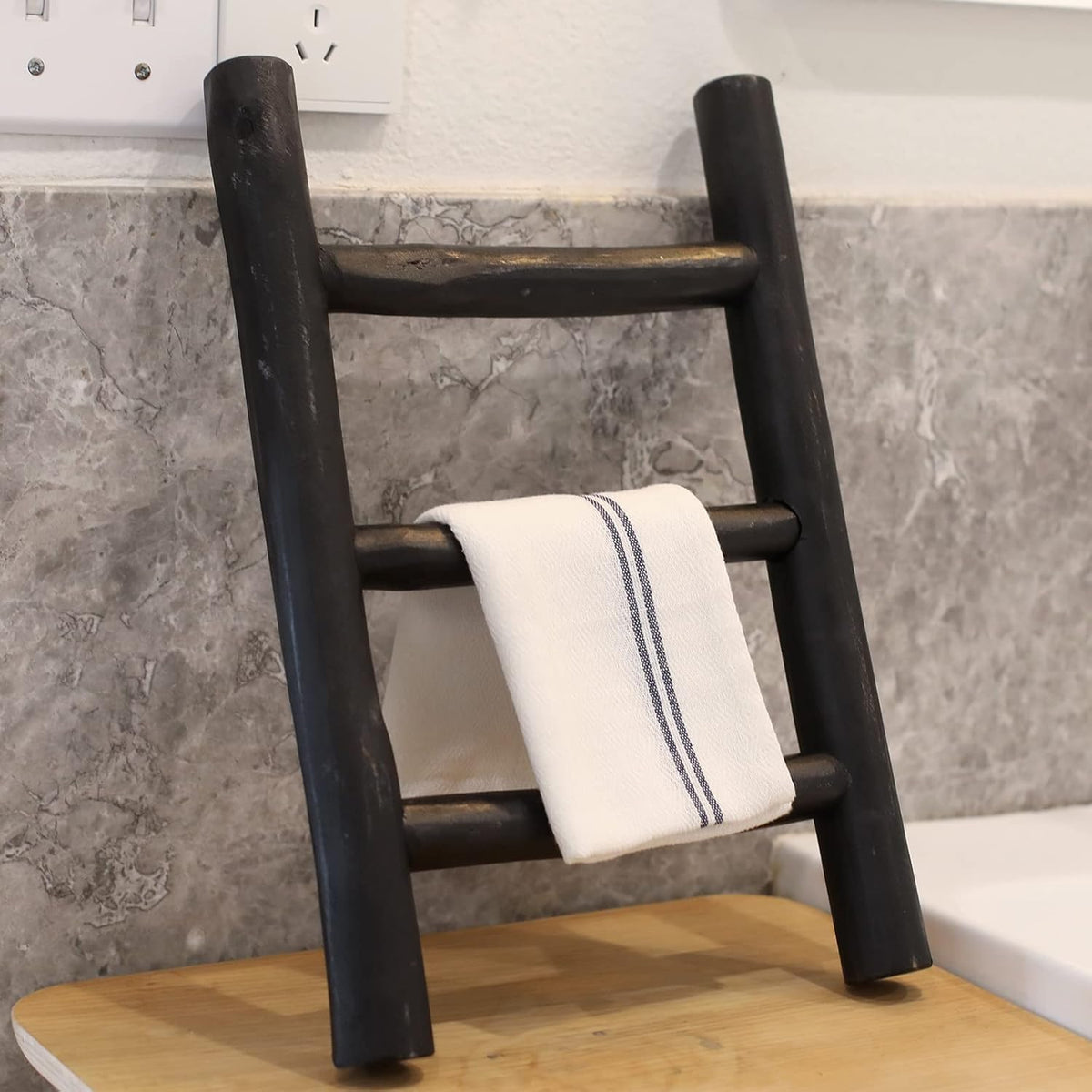 Échelle porte serviette pour salle de bain