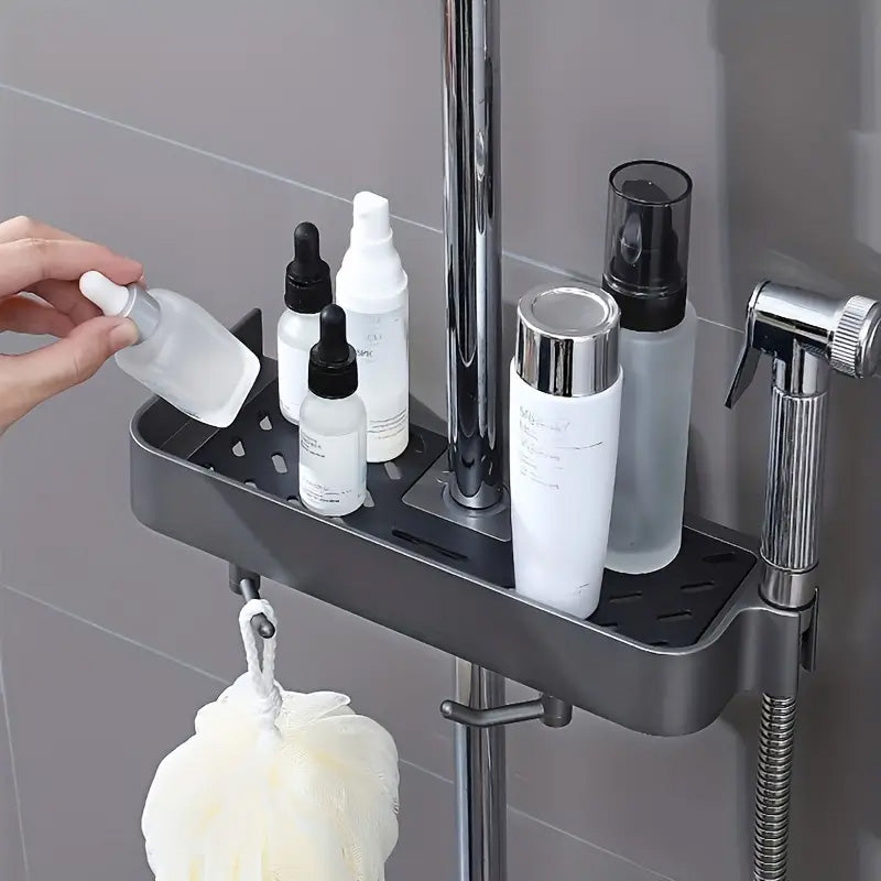 Une étagère douche ingénieuse pour une organisation parfaite