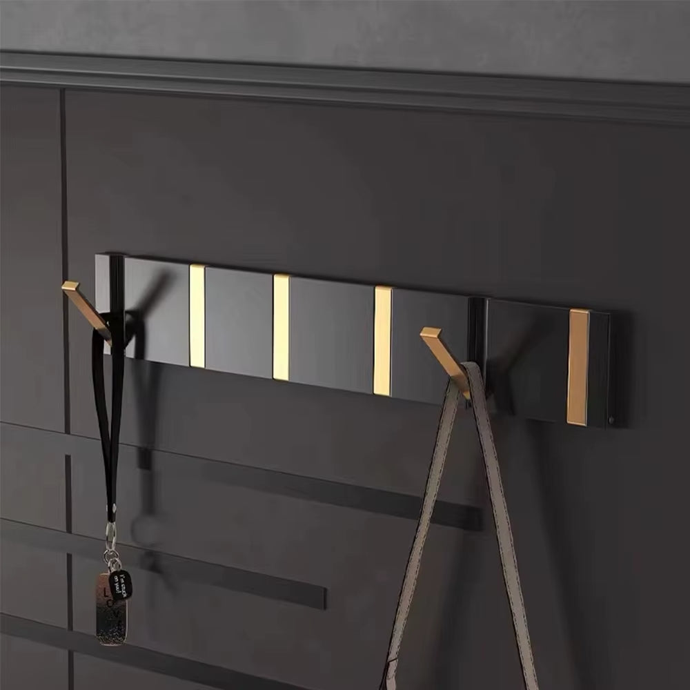 Un porte-serviette rabattable pratique et minimaliste