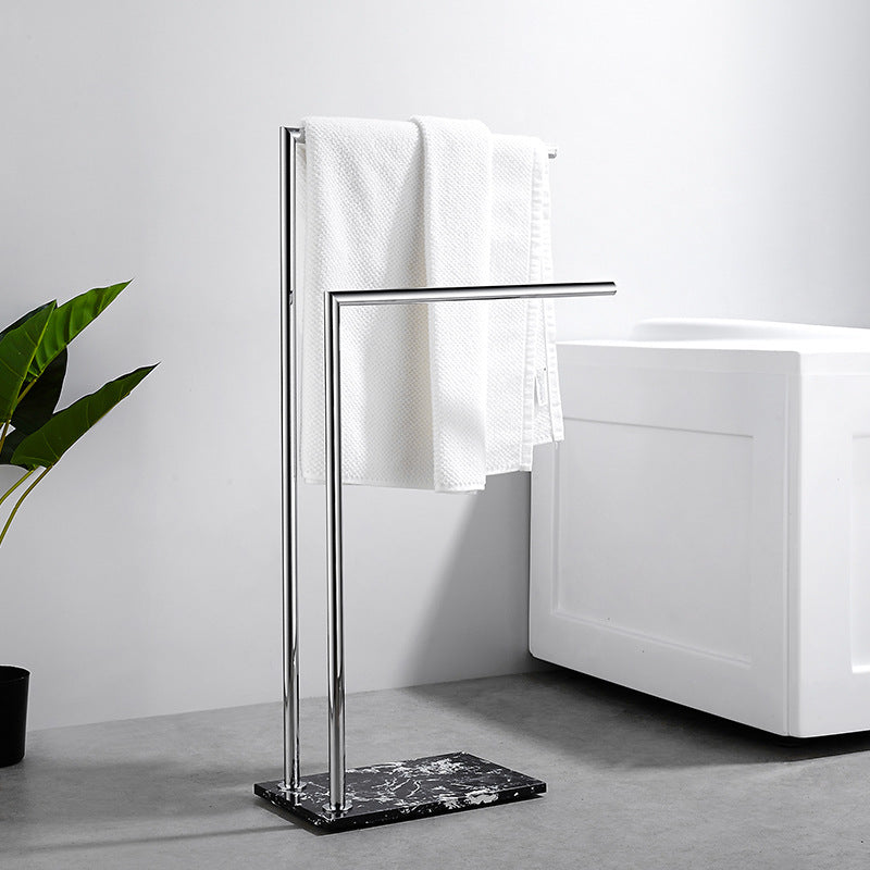 Porte serviette sur pied, un design intemporel