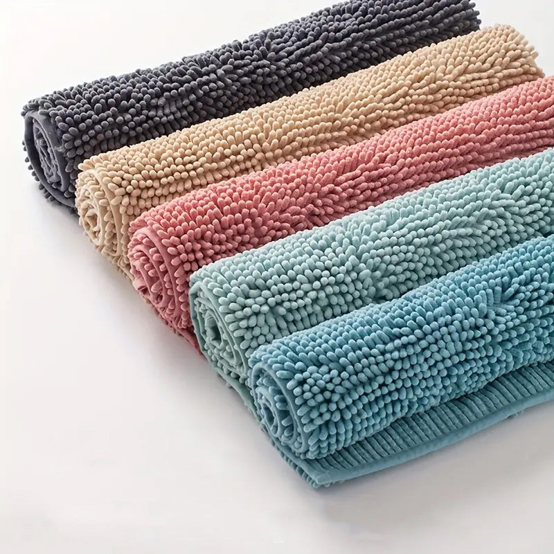 Un tapis de bain en microfibre au service de votre confort